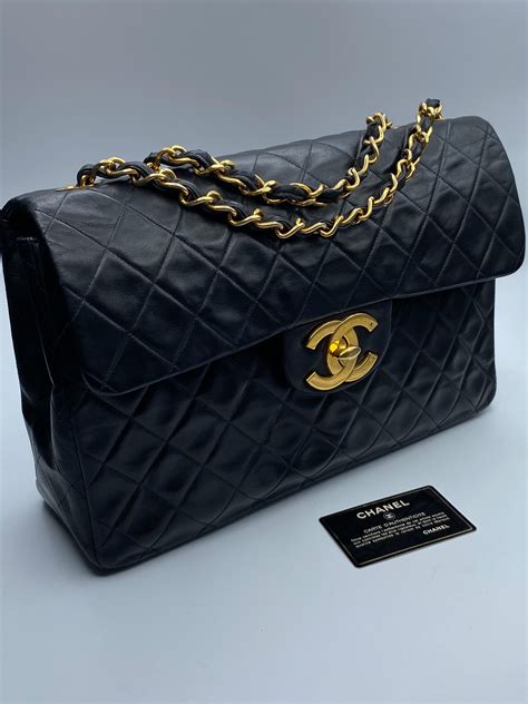 come riconoscere una borsa boy chanel originale|Borsa Chanel: come riconoscere l'originale e un falso.